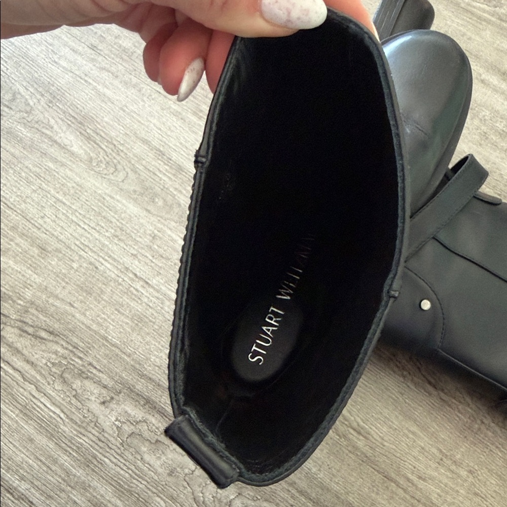 Stuart WEITZMAN
Maverick buckled leather ankle boots - Picture 8 of 9